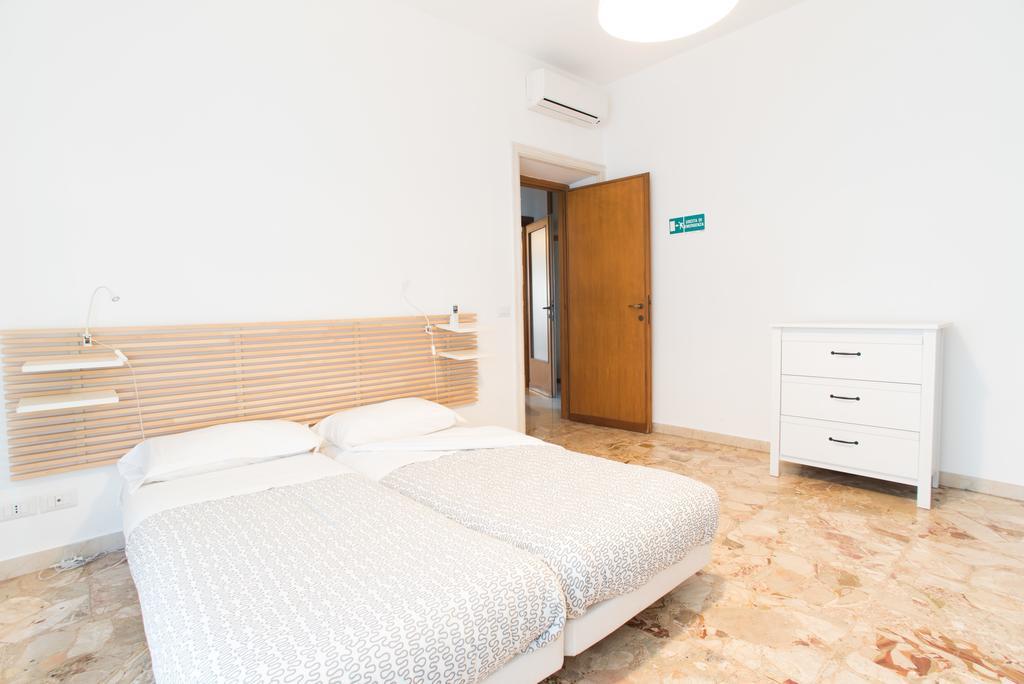 Casa vacanze House In The